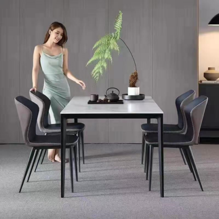 Dining Table W/4 Chairs